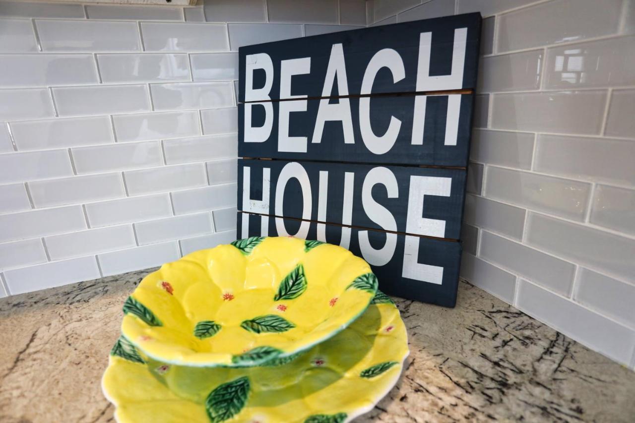Yellow Beach Haven, Decks, Views, Mere Steps To Sand ガルベストン エクステリア 写真